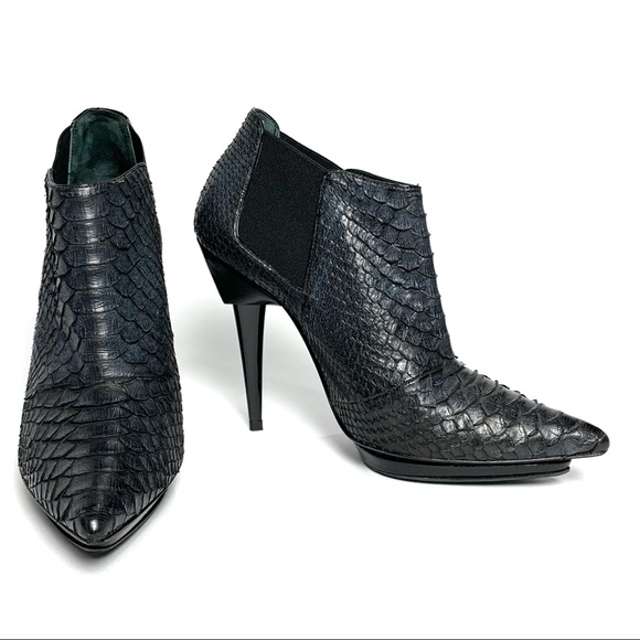 Barbara Bui Pointy Toe Ankle Boots Black/Gray Python - Fits US size 7 - Picture 3 of 12